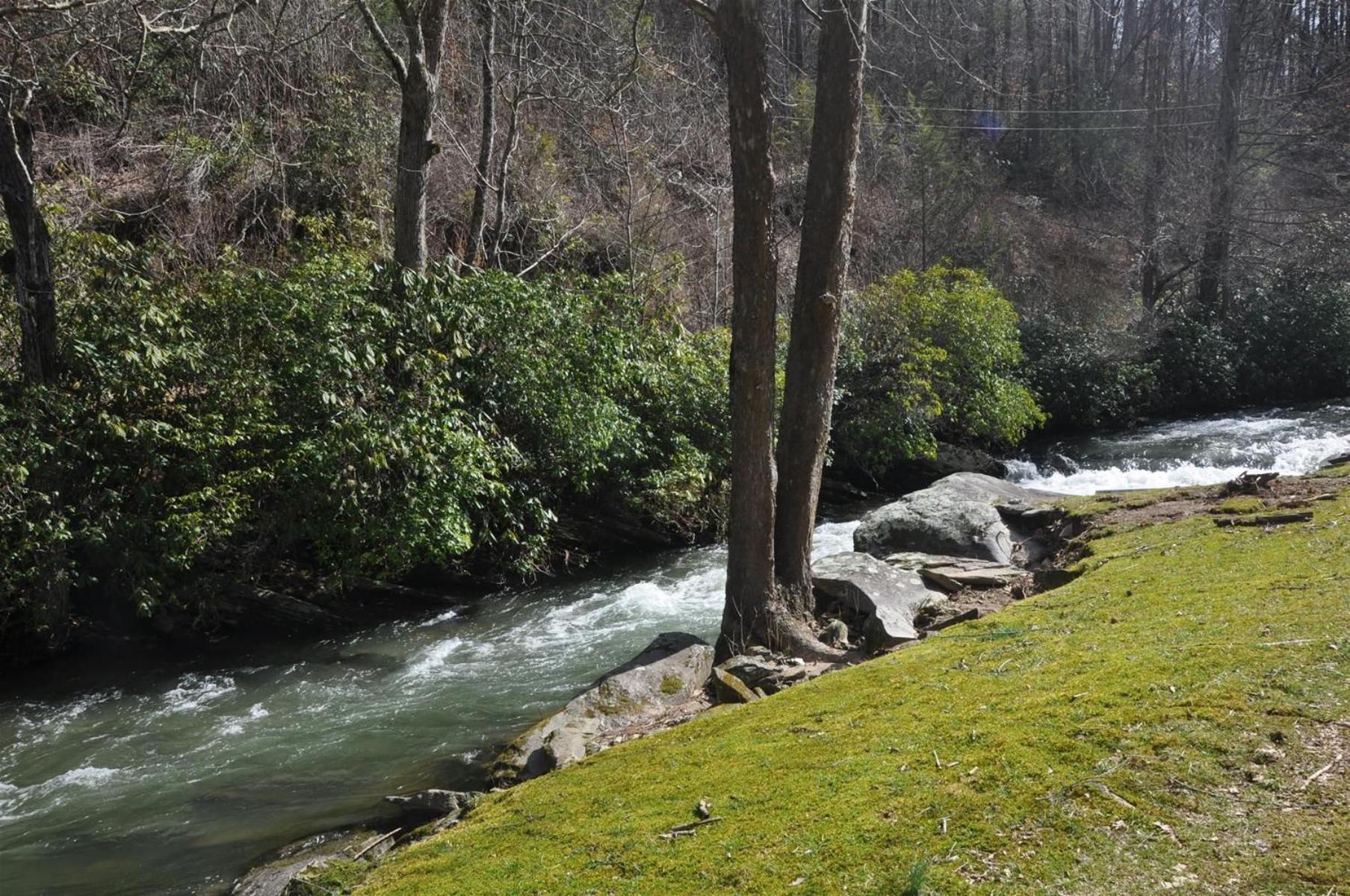 Waterfall Hideaway Bryson City Ngoại thất bức ảnh