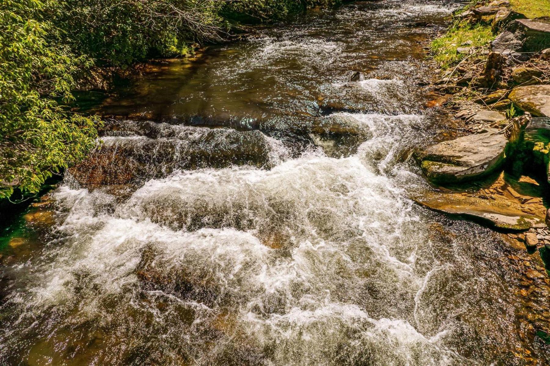 Waterfall Hideaway Villa Bryson City Ngoại thất bức ảnh